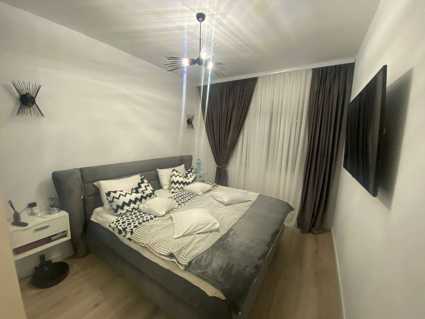 Apartament 2 camere, Zona Aradului, Mobilat si Utilat, Loc de parcare inclus - Poză 1