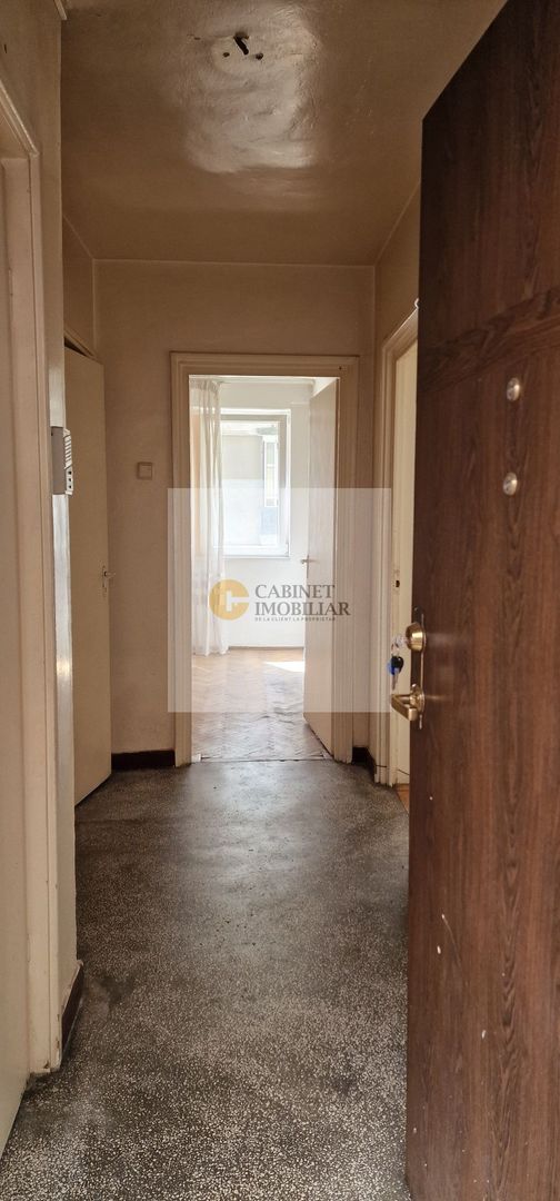 Cismigiu  |  Creditabil  | Decomandat |  De Renovat - Poză 3