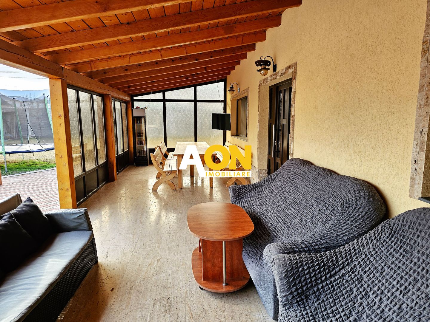 Casa 3 camere, mobilata, utilata, 515 mp teren, garaj Micesti - Poză 3