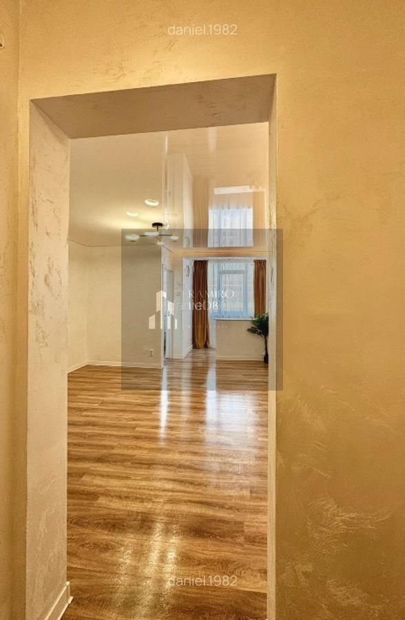 Proprietar , Garsoniera decomandata Cf 1 , Metrou Eroii Revolutiei - Poză 4