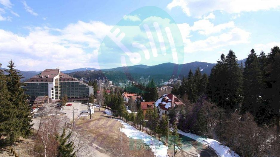 Vila cu 24 de camere cu priveliste superba ideal investitie in PREDEAL - Poză 42