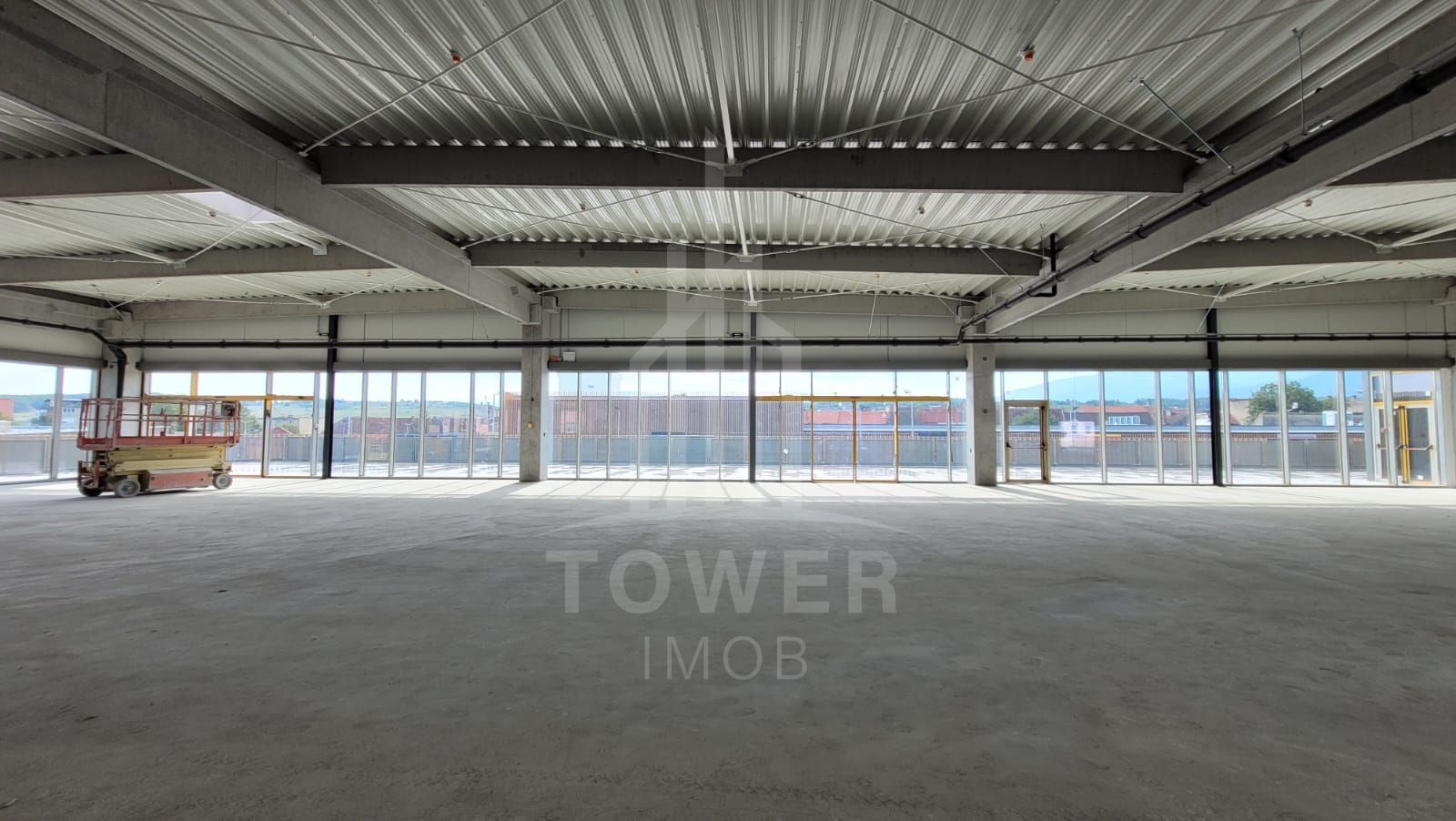 Spațiu comercial de închiriat – 1.200 mp + terasă 350 mp – Cisnădie - Poză 3