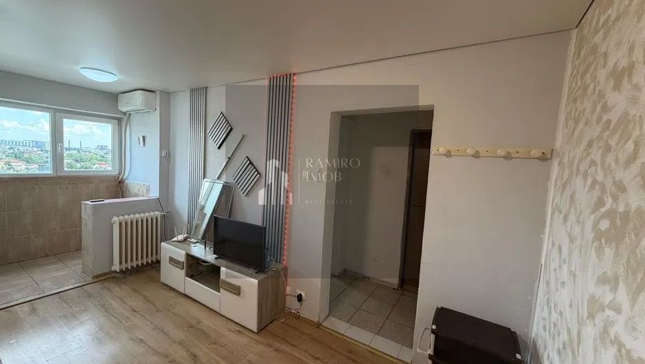 Apartament 2 camere decomandat/7 minute/metrou  Aparatorii Patriei - Poză 1
