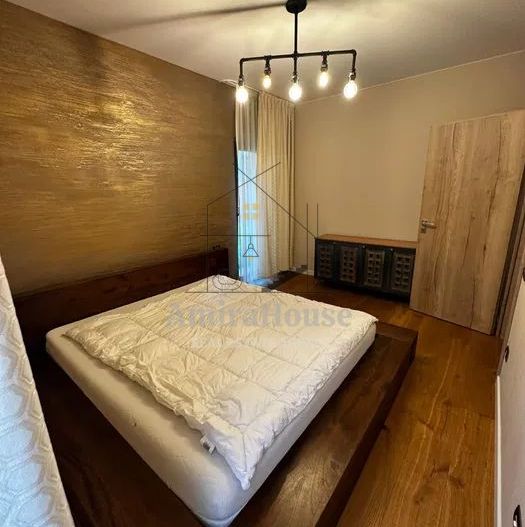 Apartament 3 camere in imobil tip vila, 79 mp, garaj, curte comuna, Gruia - Poză 12