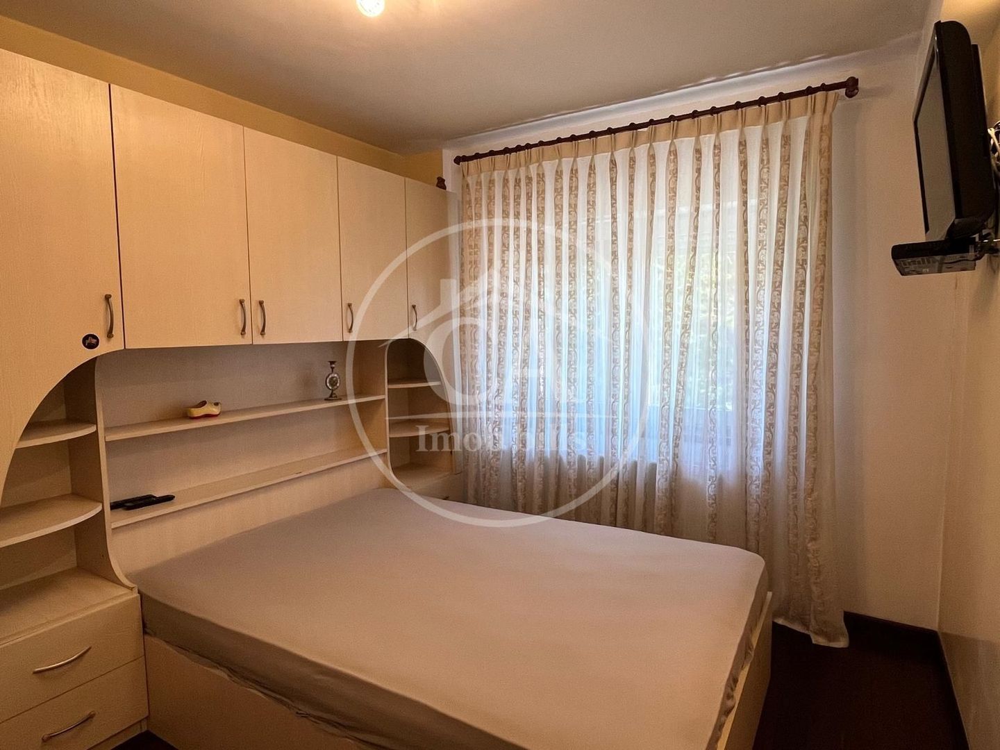Apartament cu 3 camere de inchiriat în zona Decebal, Oradea - Poză 1
