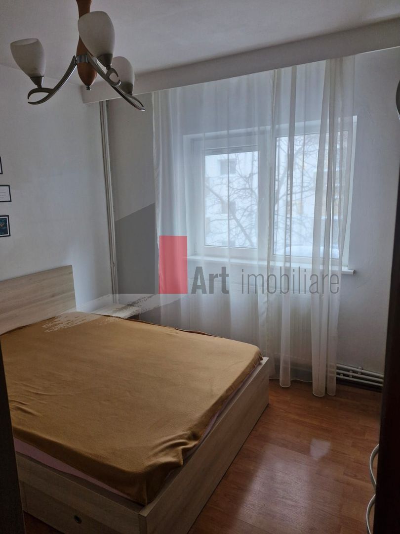 Apartament 3 camere Crangasi - Poză 5