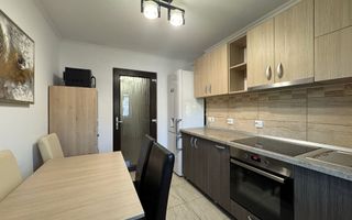Apartament cu 2 camere complet renovat, etaj intermediar, Cetate - Poză 4