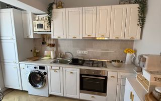 Apartament cu 3 camere, etaj intermediar, zonă liniștită – Florești - Poză 4