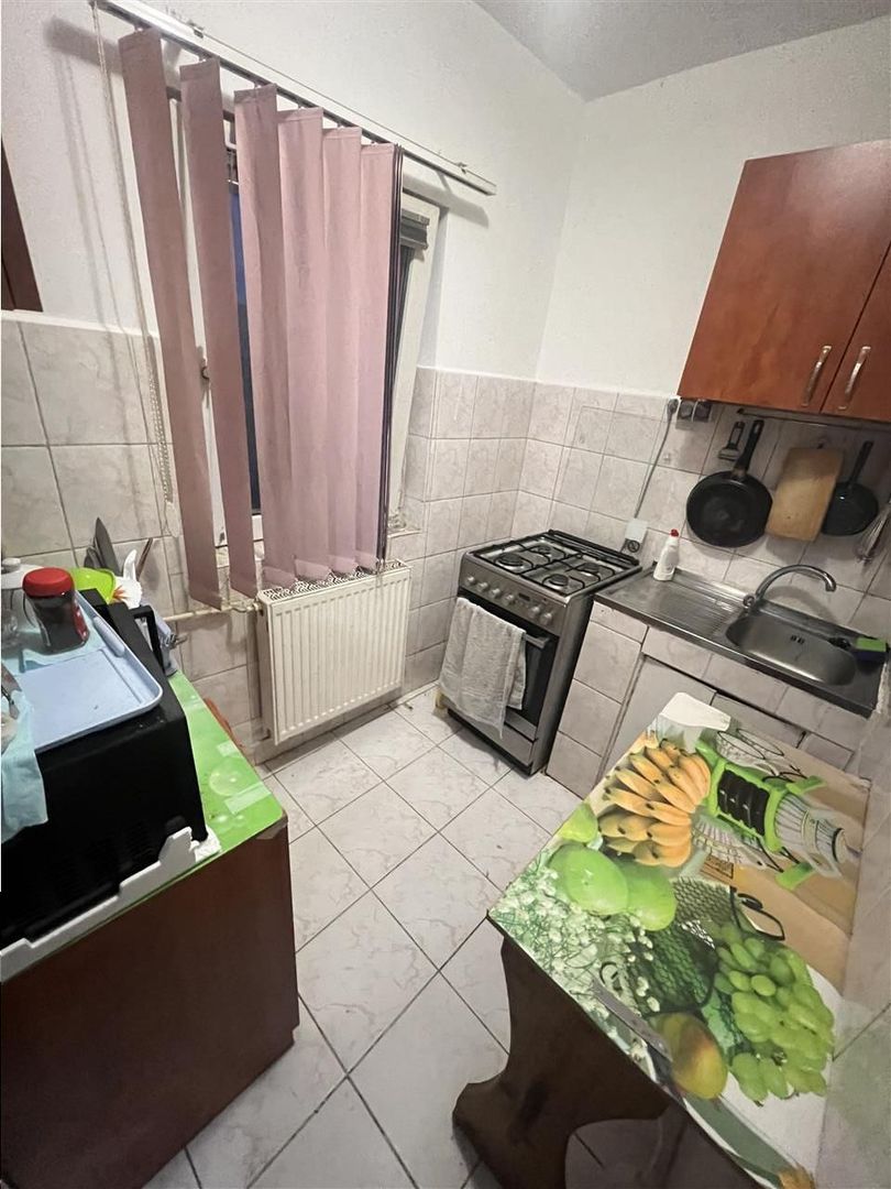 1 camera zona Bucovina 4 ap pe nivel baie cu cada - Poză 5