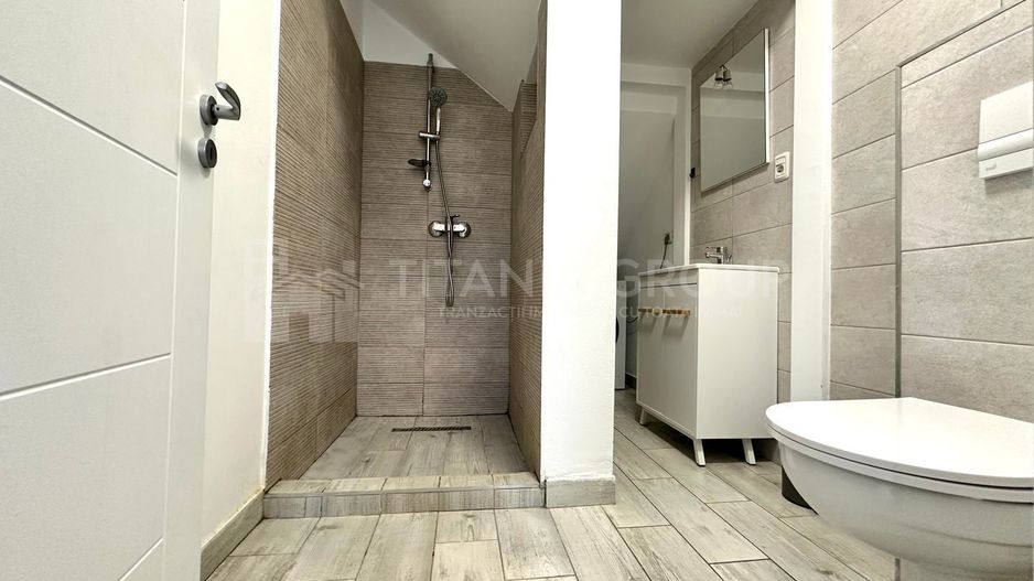 Casa mobilata modern, cu 3 camere de inchiriat - Sanpetru - Poză 5