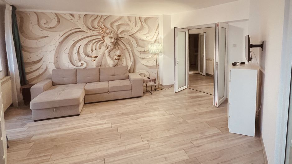 Apartament de vanzare 3 camere Sfânta Vineri- Tribunal - Poză 2