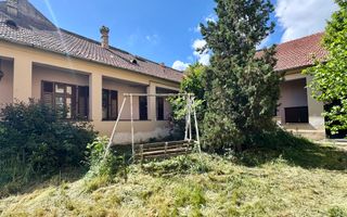 Casă cu farmec aparte, pentru locuit sau birouri,  zona Bălcescu - Poză 23