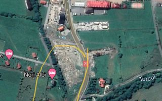 Teren la intrarea in Bran la strada principala - Poză 1