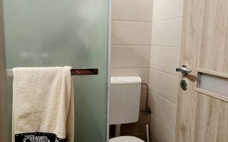 Apartament cu 3 camere de vânzare în zona Calea Surii Mici - Poză 9
