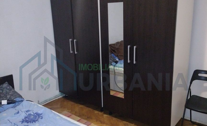 Apartament 3 camere mobilat cameră - Poză 1