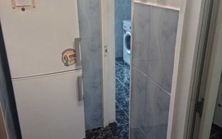 Închiriez apartament cu o camera in zona Nicolina - Poză 6