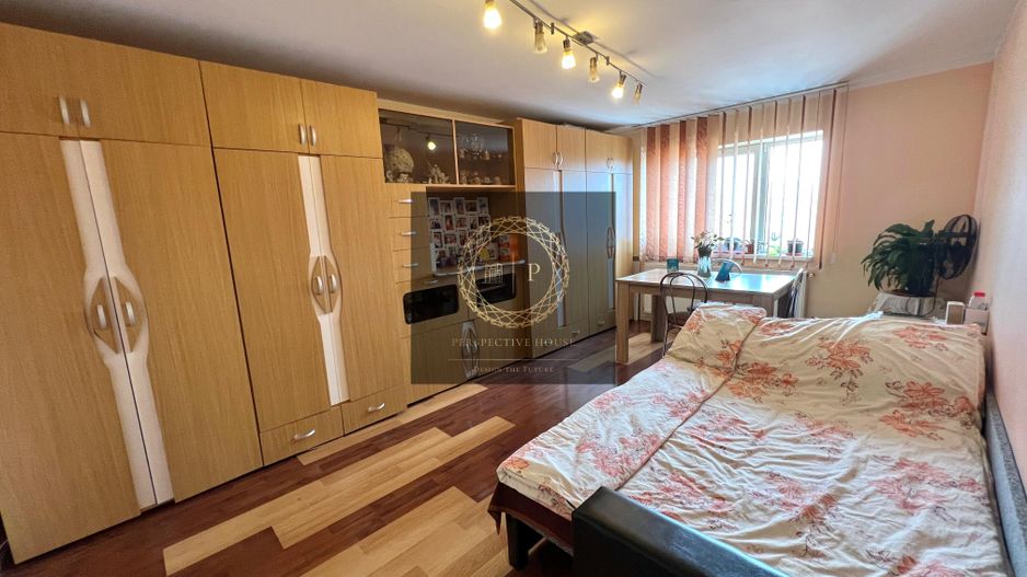 Apartament cu 2 Camere decomandat, mobilat-utilat, zona Carolina Mall - Poză 2
