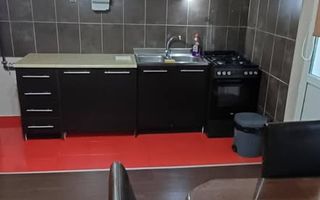 Apartament 2 camere modificat in 3 camere  parter cu balcon - Poză 2