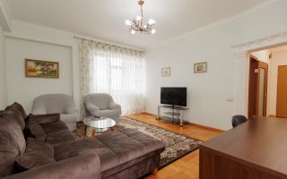 Chirie, apartament, 1 cameră + living, str. 31 August, Centru - Poză 3