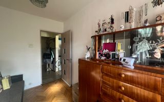 Apartament 3 camere, decomandat - Poză 3
