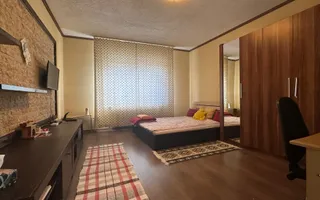 Imobil cu 5 apartamente separate, ideal pentru investitie - zona UMF! - Poză 11
