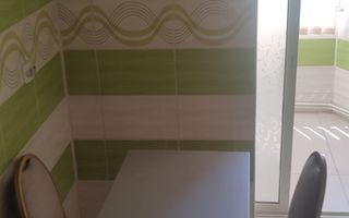 Vanzare apartament 3 camere Mazepa, etaj 8/10, 80 mp - Poză 2