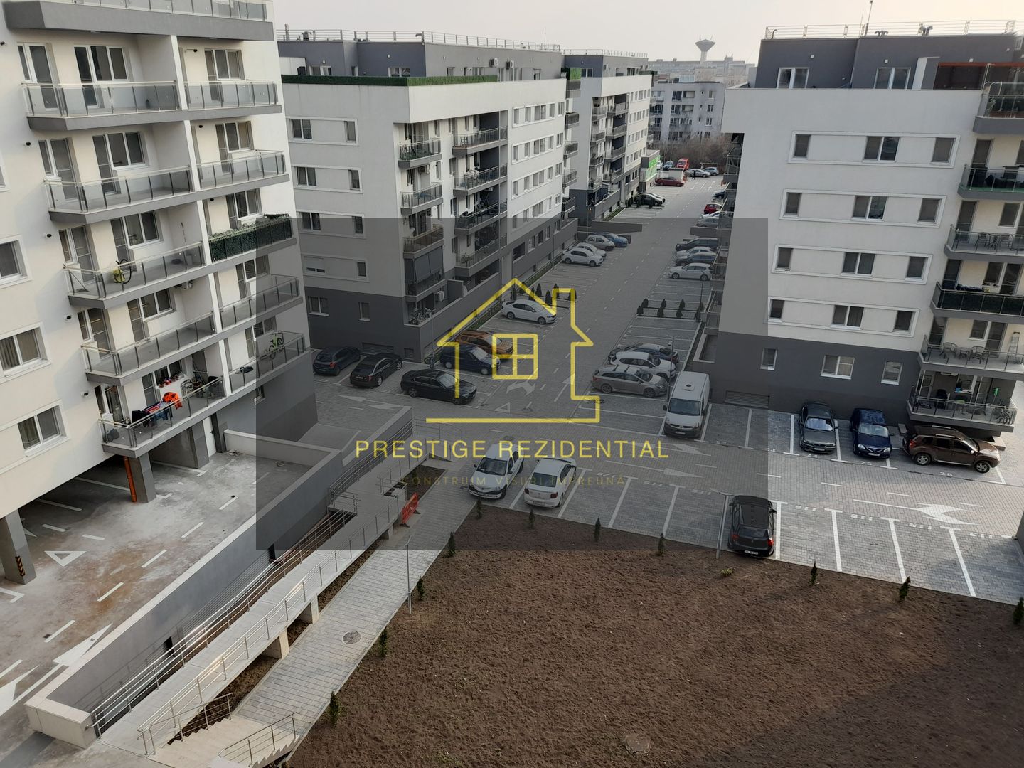 Apartament,3Camere,Mutare Imediata,Parcare Inclusa,Titan-Ozana,Metrou - Poză 1