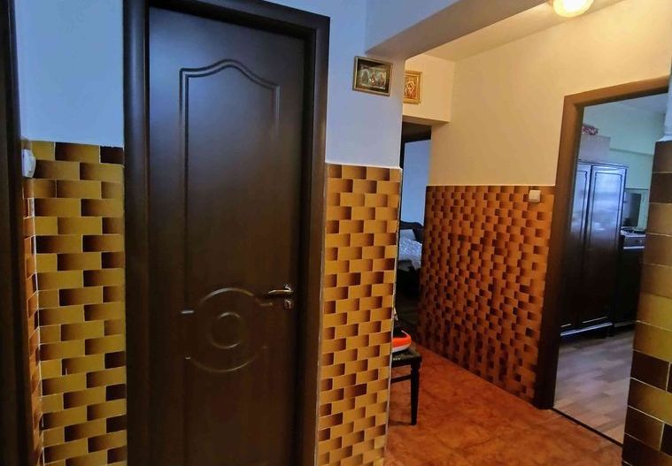 Apartament 3 camere Drumul Taberei - Poză 4