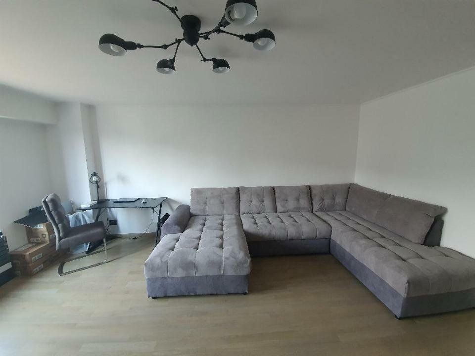 Inchiriez apartament 3 camere Octavian Goga, loc parcare inclus - Poză 2