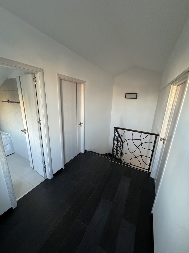 Casa 4 dormitoare 3 bai sector 3 - Poză 8