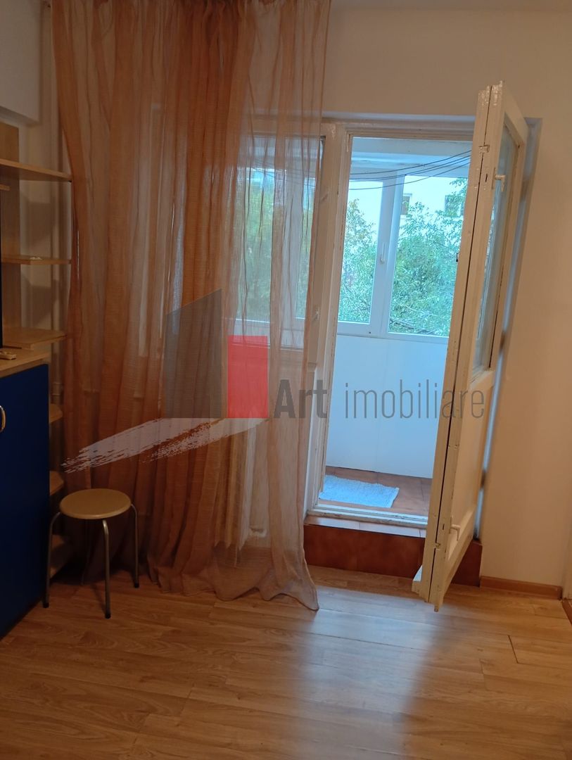 Garsoniera Capat tramvai 41 - Poză 3