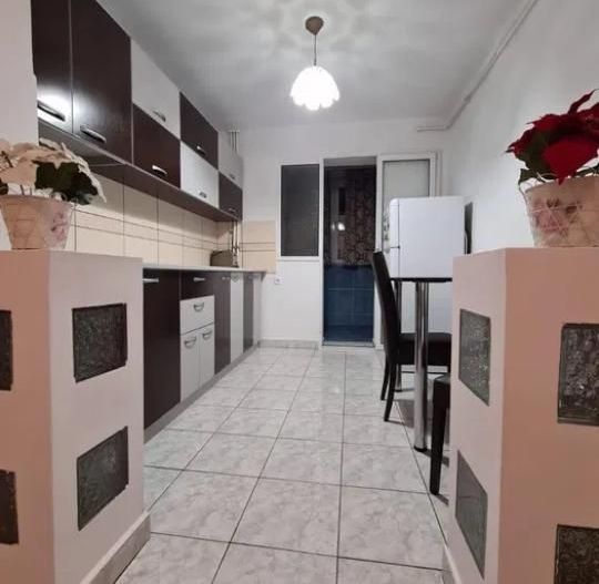 Apartament 3 camere Aparatorii Patriei - Poză 6
