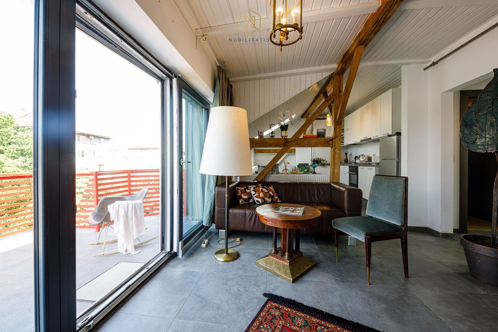 Oferta inchiriata-Apartament superb, central | Imobil Renovat integral + Terasa - Poză 3