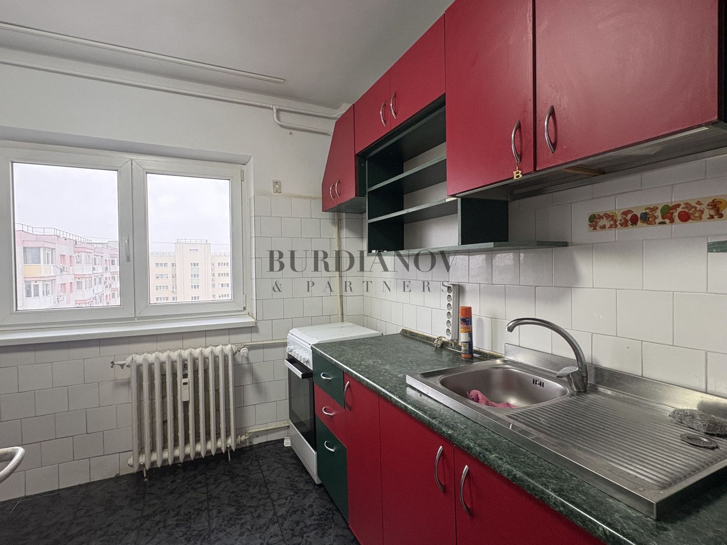 Apartament cu 3 camere - Bd. Basarabia / Metrou Titan - Poză 5