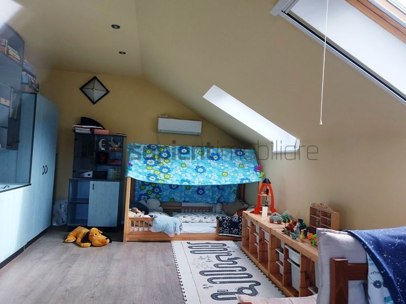 Vila cu 9 camere in zona SpitaluluiJudetean - Poză 32