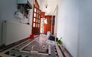 CENTRU SALA SPORTURILOR(COD03)- Casa interbelica si curte generoasa ! - Poză 32