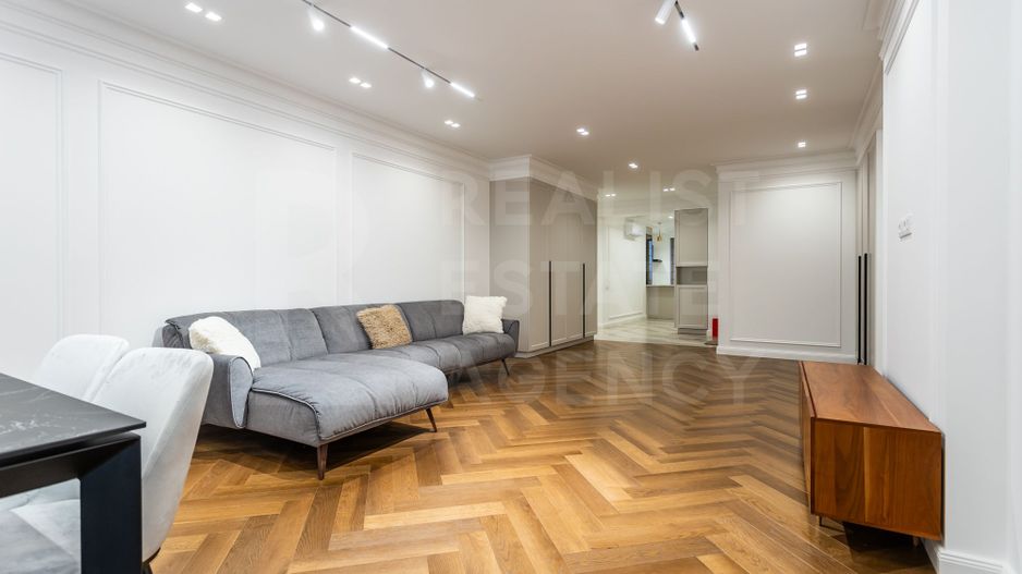 Chirie, apartament, 4 camere, stradela Teatrului, Buiucani - Poză 1