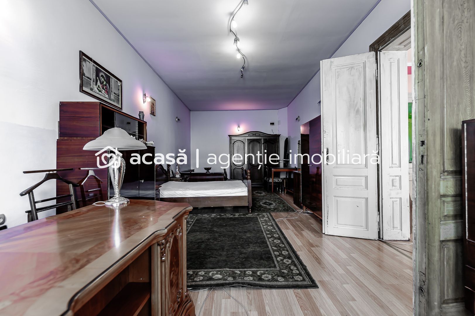 Locuință spațioasă cu grădină mare, în Aradul Nou, calea Timișorii - Poză 5