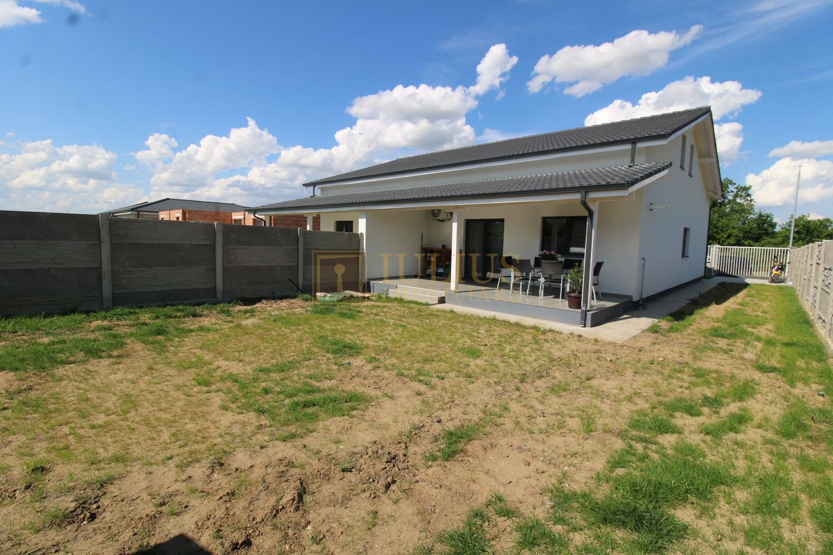 Duplex modern, prima închiriere | Moșnița Nouă - Poză 2