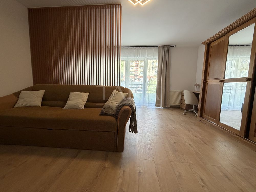Apartament 2 camere, complet renovat,  zona Panemar, Floresti - Poză 1