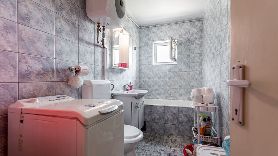 Apartament 2 camerel, bloc V8,  Zona 6 Vânători. - Poză 9
