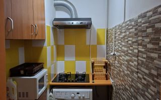 Garsoniera decomandata, pet friendly, centrala proprie, metrou 5 min, mobilata - Poză 8