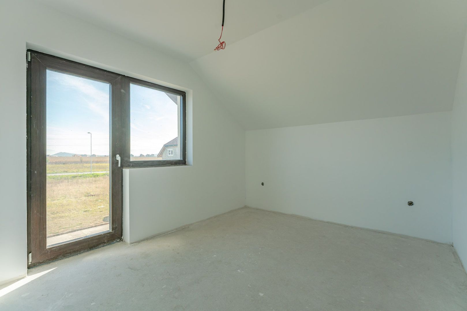 Casă nouă în Bod, P+M, de vânzare "la alb" sau "la cheie" - Poză 14