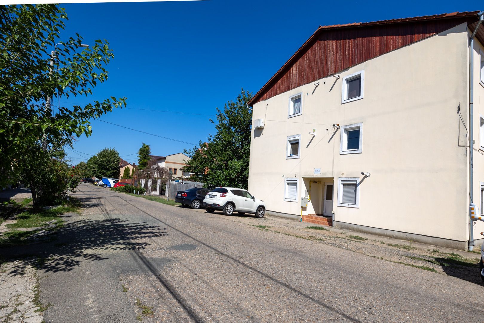 PRET NOU! Apartament 1 camera - renovat - Parneava, Arad - COMISION 0 - Poză 1