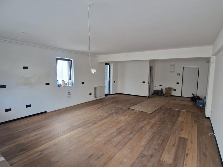 De inchiriat spatiu/ garsoniera in zona Obor NEMOBILAT - Poză 2