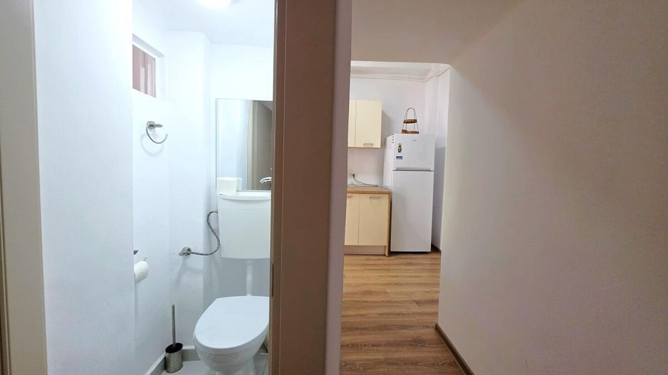 Piata Romana, 4 camere 138 MP total, Etaj 2/9, renovat - utilat, liber - Poză 18