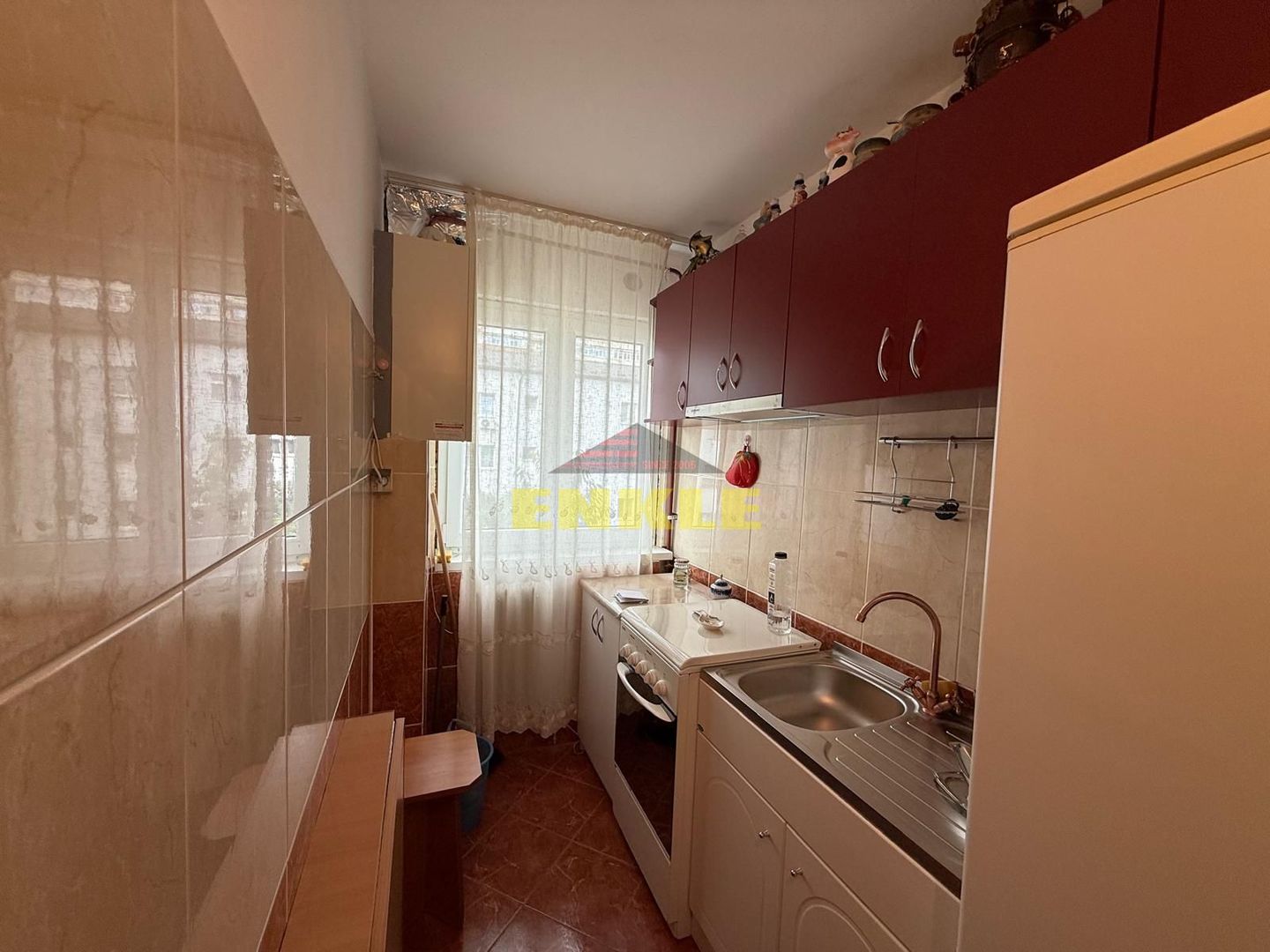 Apartament 2 camere de vânzare, zona Scolii 7. - Poză 3