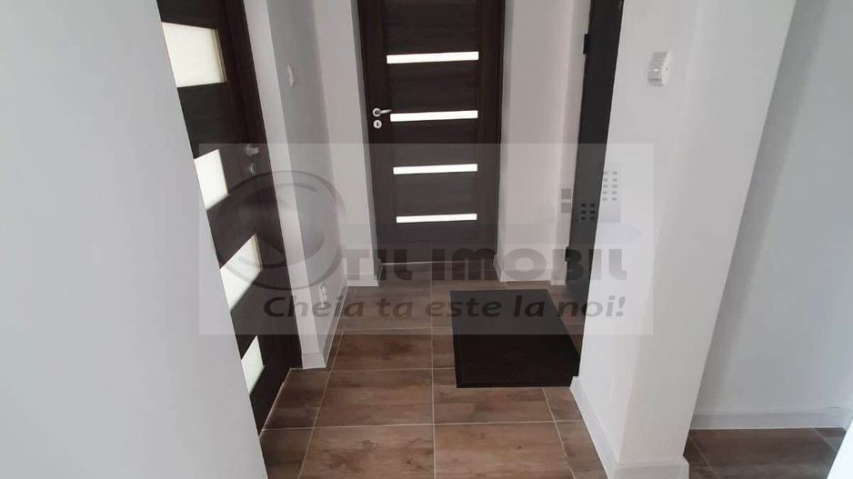 Apartament cu 3 camere si balcon - zona Podu Ros - 450€ - Poză 5