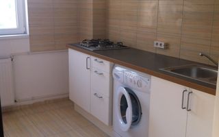 APARTAMENT CU 4 DORMITOARE LA VANZARE ZONA BASARABIA - Poză 2