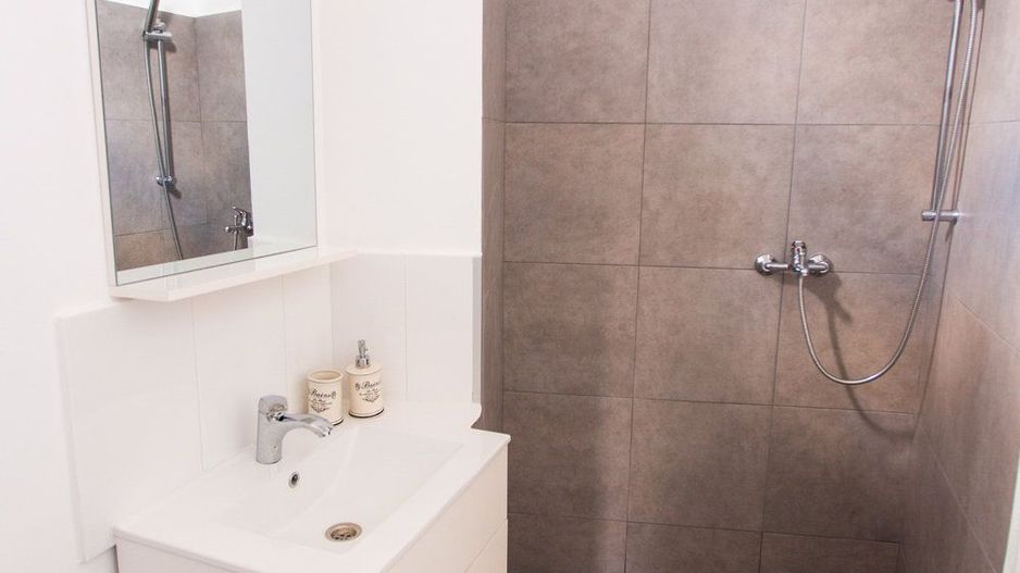 Apartament 3 camere, central #Oradea, mobilat, utilat. Comision 0 - Poză 24